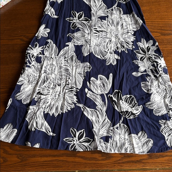 Poetry Navy w Huge White Floral sleeveless Swing Dress made in South Africa EUC - Picture 6 of 6